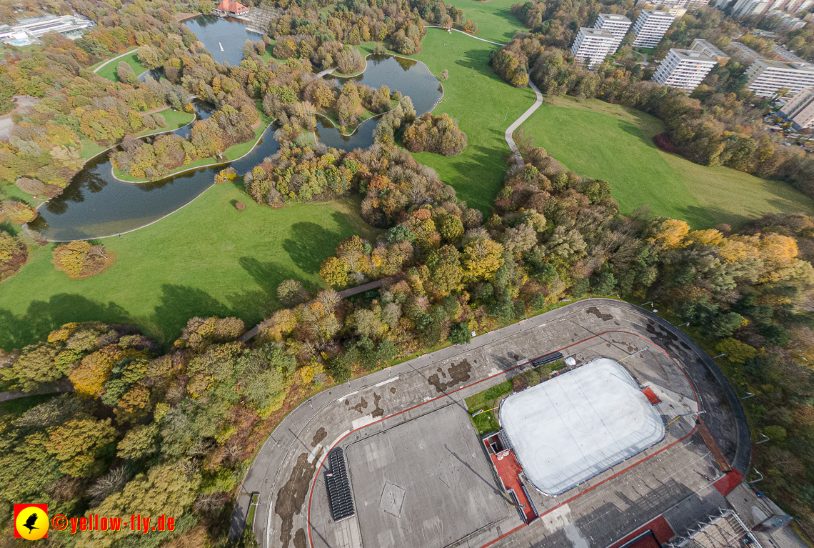 03.11.2022 -  Ostparksee mit Umgebung in Neuperlach